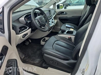 2024 Chrysler Pacifica Touring L 121.6" WB - miniatura 13