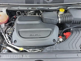 2024 Chrysler Pacifica Touring L 121.6" WB - miniatura 19