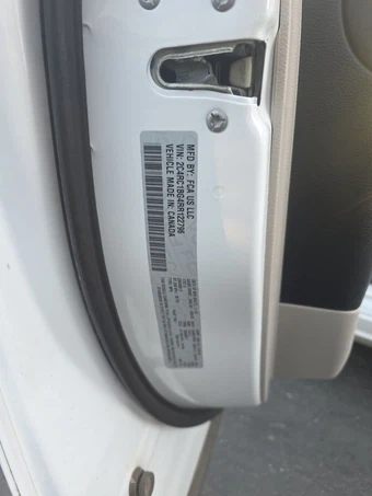 2024 Chrysler Pacifica Touring L 121.6" WB - miniatura 14