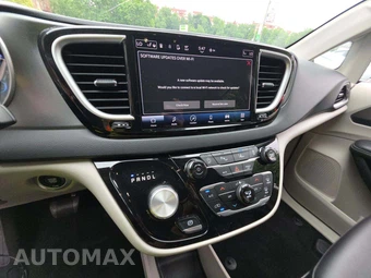 2024 Chrysler Pacifica Touring L 121.6" WB - miniatura 10