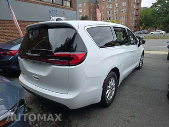 2024 Chrysler Pacifica Touring L 121.6" WB - miniatura 3