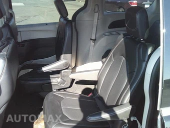 2024 Chrysler Pacifica Touring L 121.6" WB - miniatura 10
