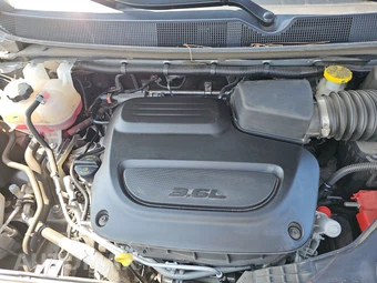 2024 Chrysler Pacifica Touring L 121.6" WB - miniatura 15