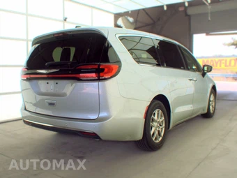 2024 Chrysler Pacifica Touring L 121.6" WB - miniatura 4