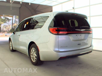 2024 Chrysler Pacifica Touring L 121.6" WB - miniatura 6