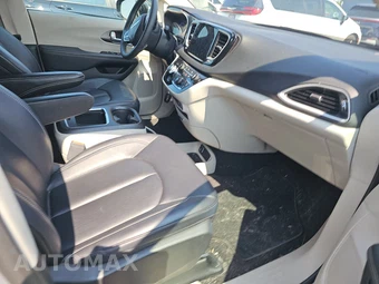 2024 Chrysler Pacifica Touring L 121.6" WB - miniatura 8