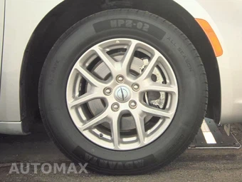 2024 Chrysler Pacifica Touring L 121.6" WB - miniatura 10