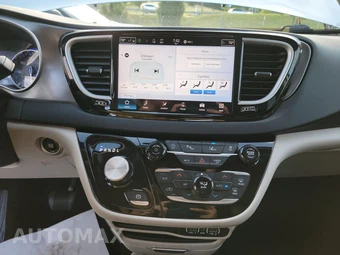 2024 Chrysler Pacifica Touring L 121.6" WB - miniatura 17