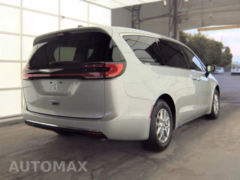 2024 Chrysler Pacifica Touring L 121.6" WB - miniatura 5