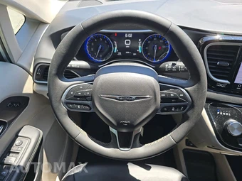 2024 Chrysler Pacifica Touring L 121.6" WB - miniatura 10
