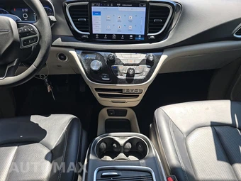 2024 Chrysler Pacifica Touring L 121.6" WB - miniatura 11