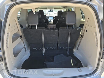 2024 Chrysler Pacifica Touring L 121.6" WB - miniatura 17