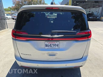 2024 Chrysler Pacifica Touring L 121.6" WB - miniatura 5