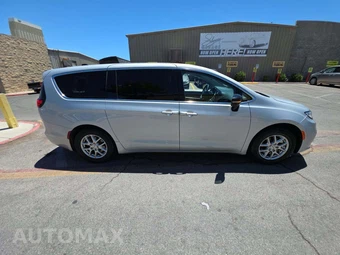 2024 Chrysler Pacifica Touring L 121.6" WB - miniatura 4