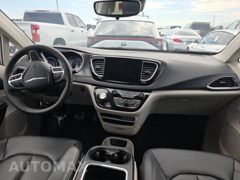 2024 Chrysler Pacifica Touring L 121.6" WB - miniatura 11
