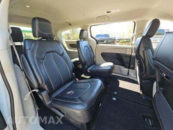 2024 Chrysler Pacifica Touring L 121.6" WB - miniatura 18