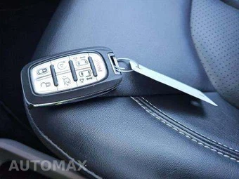 2024 Chrysler Pacifica Touring L 121.6" WB - miniatura 9