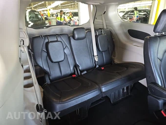 2024 Chrysler Pacifica Touring L 121.6" WB - miniatura 14