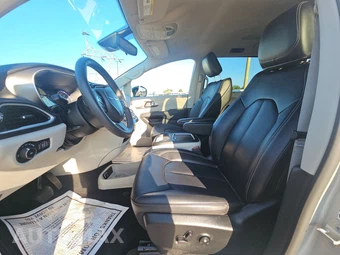 2024 Chrysler Pacifica Touring L 121.6" WB - miniatura 7