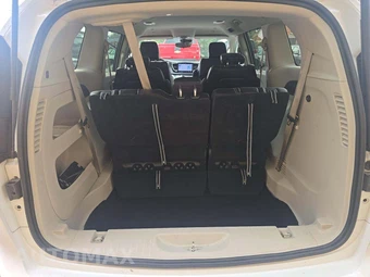 2024 Chrysler Pacifica Touring L 121.6" WB - miniatura 15