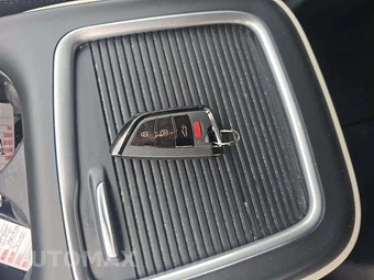 2024 Chrysler Pacifica Touring L 121.6" WB - miniatura 8