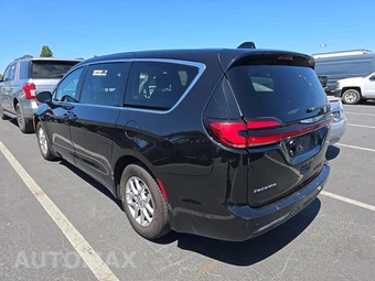 2024 Chrysler Pacifica Touring L 121.6" WB - miniatura 6