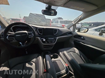 2024 Chrysler Pacifica Touring L 121.6" WB - miniatura 11