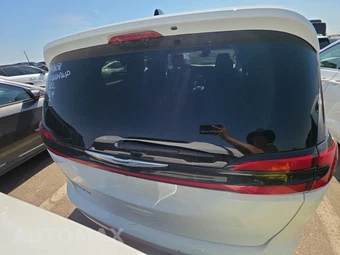 2024 Chrysler Pacifica Touring L 121.6" WB - miniatura 17