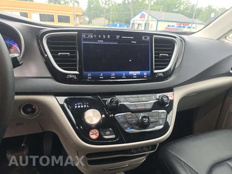 2024 Chrysler Pacifica Touring L 121.6" WB - miniatura 10
