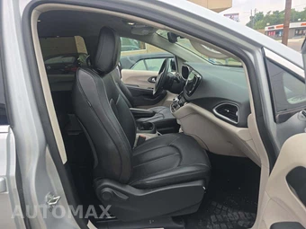 2024 Chrysler Pacifica Touring L 121.6" WB - miniatura 19