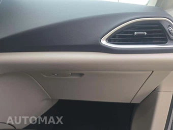 2024 Chrysler Pacifica Touring L 121.6" WB - miniatura 20