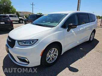 2024 Chrysler Pacifica Touring L 121.6" WB