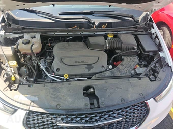2024 Chrysler Pacifica Touring L 121.6" WB - miniatura 15