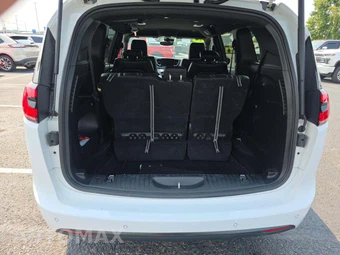 2024 Chrysler Pacifica Touring L 121.6" WB - miniatura 12