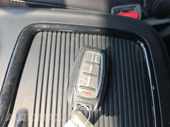 2024 Chrysler Pacifica Touring L 121.6" WB - miniatura 5