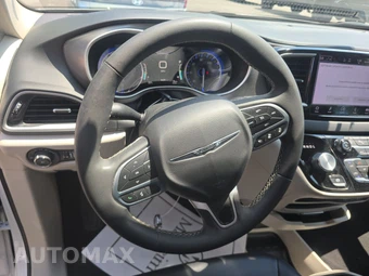 2024 Chrysler Pacifica Touring L 121.6" WB - miniatura 10