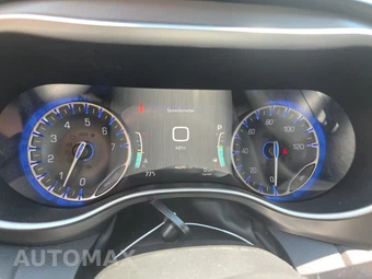 2024 Chrysler Pacifica Touring L 121.6" WB - miniatura 12