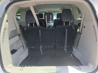 2024 Chrysler Pacifica Touring L 121.6" WB - miniatura 17