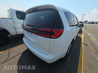 2024 Chrysler Pacifica Touring L 121.6" WB - miniatura 4