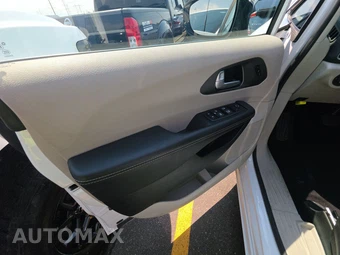 2024 Chrysler Pacifica Touring L 121.6" WB - miniatura 9