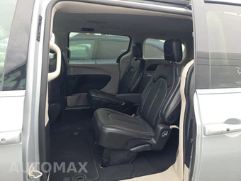 2024 Chrysler Pacifica Touring L 121.6" WB - miniatura 13