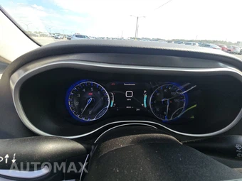 2024 Chrysler Pacifica Touring L 121.6" WB - miniatura 12