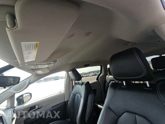 2024 Chrysler Pacifica Touring L 121.6" WB - miniatura 17