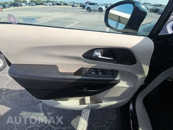 2024 Chrysler Pacifica Touring L 121.6" WB - miniatura 9