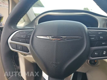 2024 Chrysler Pacifica Touring L 121.6" WB - miniatura 10
