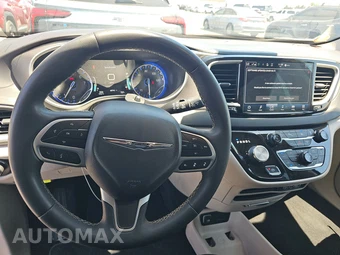 2024 Chrysler Pacifica Touring L 121.6" WB - miniatura 10