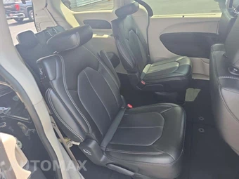 2024 Chrysler Pacifica Touring L 121.6" WB - miniatura 14