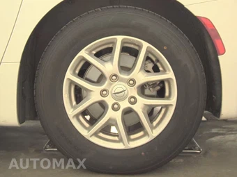 2024 Chrysler Pacifica Touring L 121.6" WB - miniatura 12