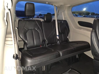 2024 Chrysler Pacifica Touring L 121.6" WB - miniatura 20