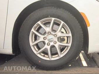 2024 Chrysler Pacifica Touring L 121.6" WB - miniatura 10